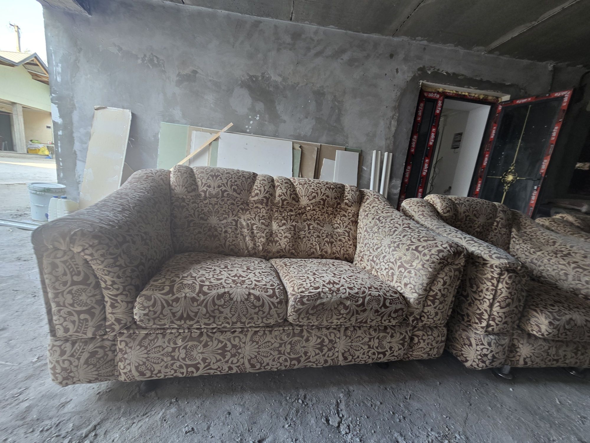 Mebel kreslo divan