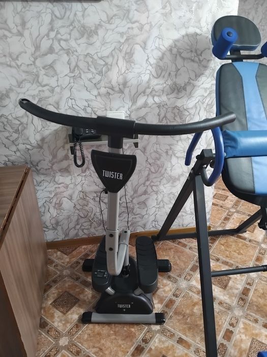 Продам тренажёр (степпер)
