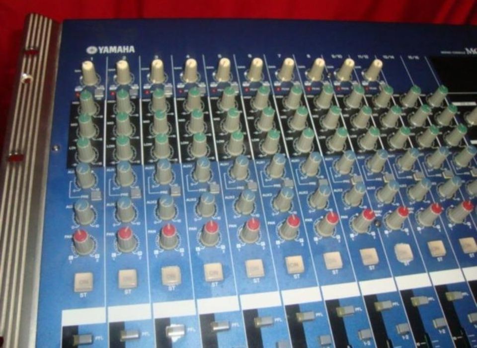 Mixer yamaha mg16/4 16 channel