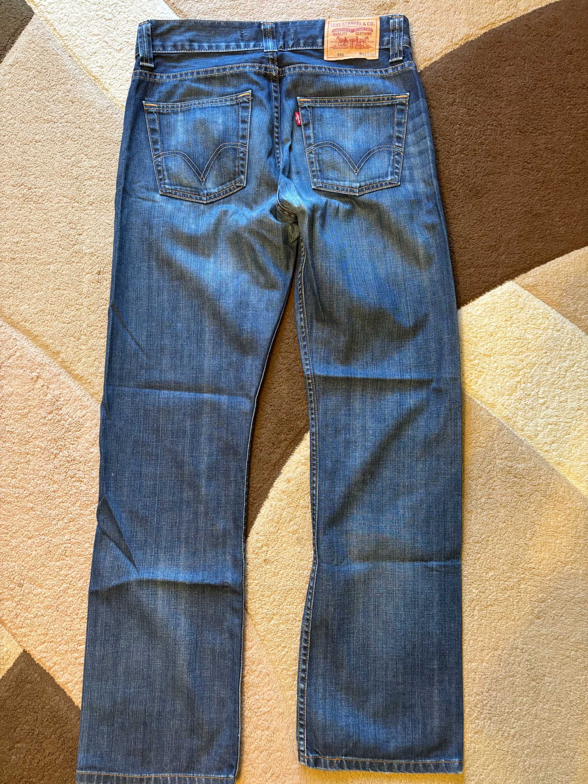 Дънки LEVI'S чисто нови