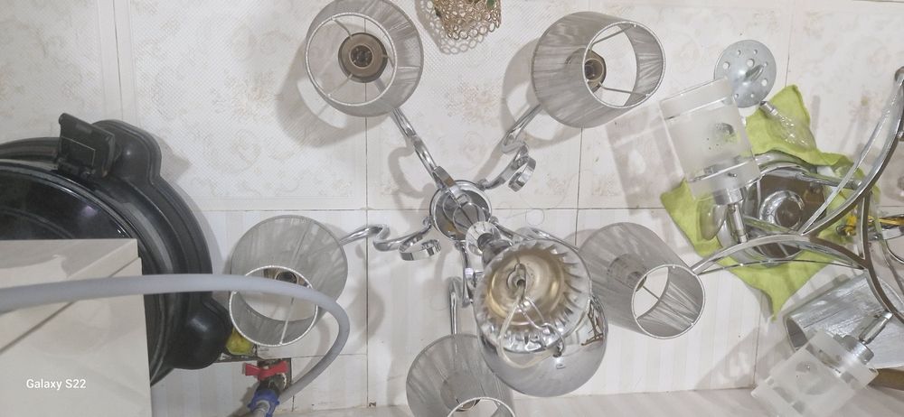 Продам люстра 5рожок