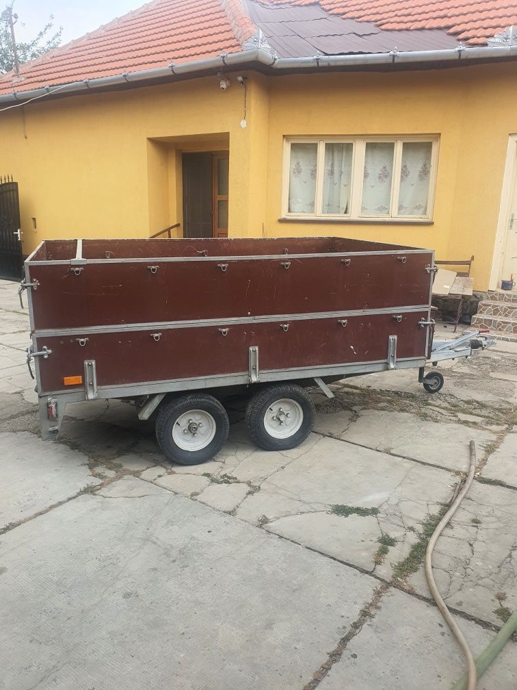 Remorca auto 1300kg