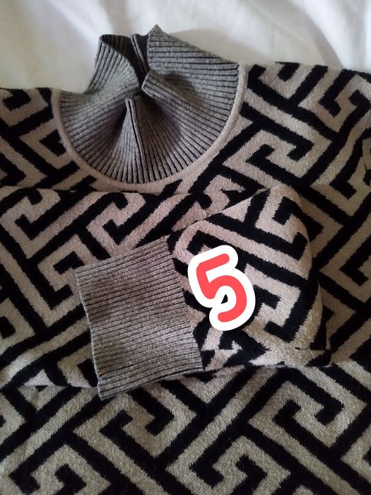 Пуловери -четири