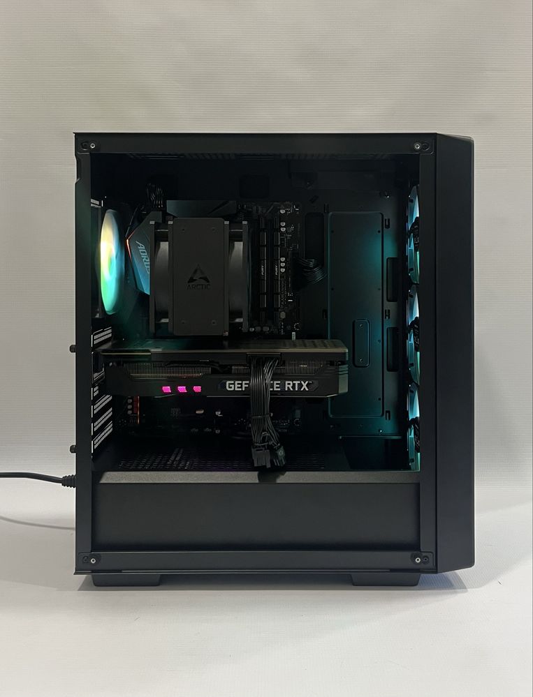 Геймърски компютър AMD Ryzen 7 5700X, RTX 3080 10GB, 32GB ram