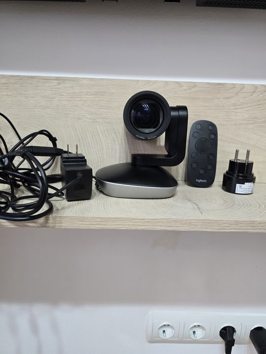 Camera video logitech cu telecomnda