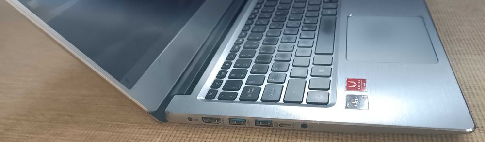 Laptop Acer Swift Ryzen 5 3500u Video Vega8 2G 12GB DDR4 512 SSD Slim