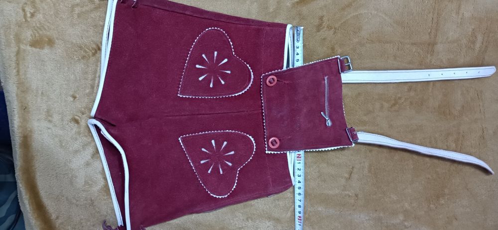 Pantaloni  tradiționali Bavarezi