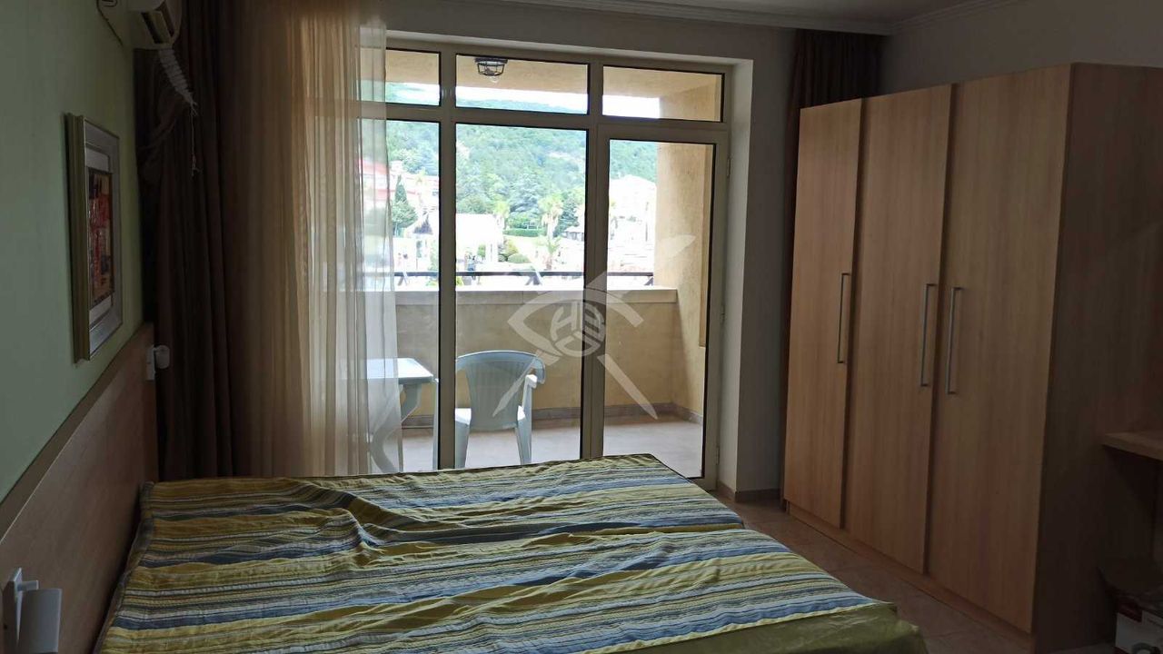Продава се Тристаен апартамент в к.к. Елените - 107 кв.м за 1449 €/кв.м - Снимка #3