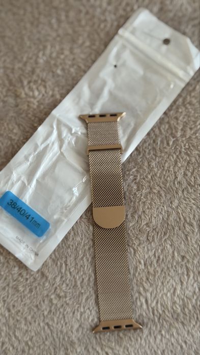 Curea metalica pentru Apple Watch