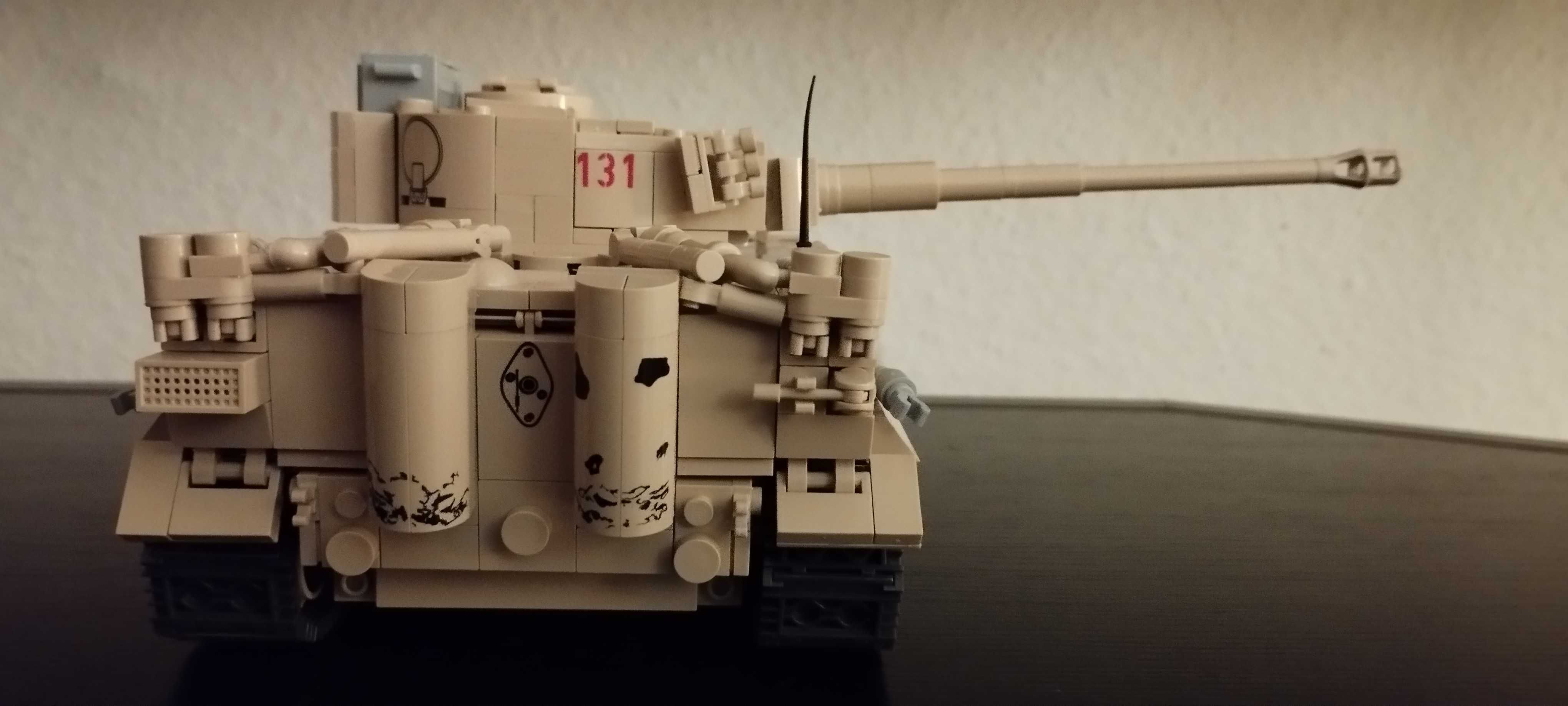 Cobi конструктор Tiger 131 и Königstiger танкове