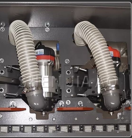 WFXS-210 Кантираща машина