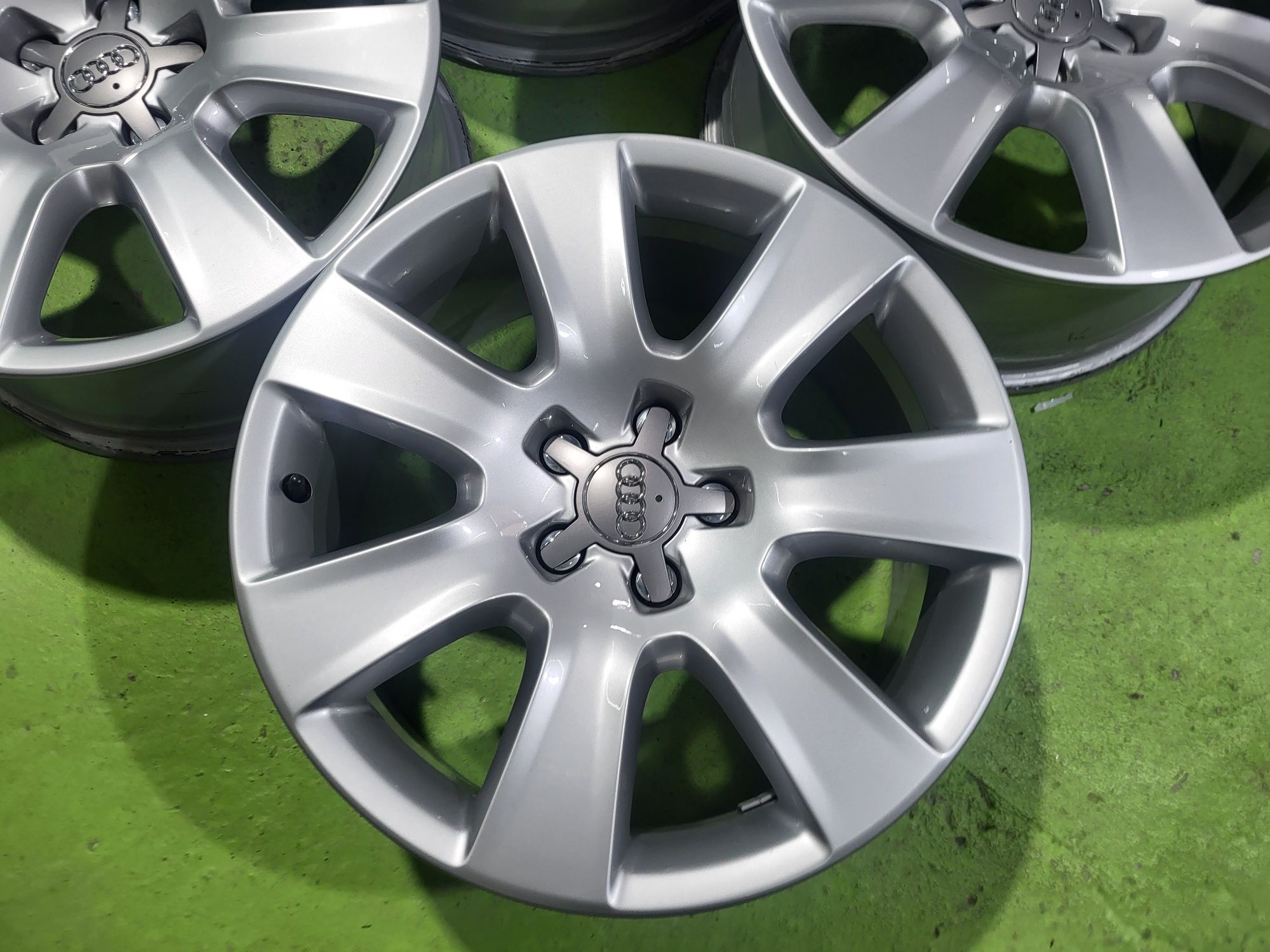 18 5x112 Audi A8 A7 Q5 A4 лети джанти 5х112 ауди