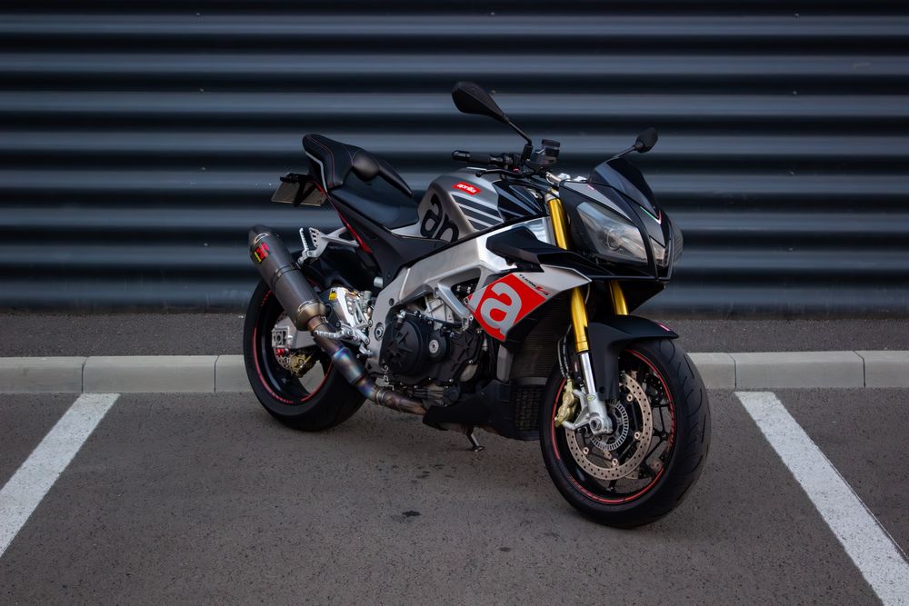 APRILIA TUONO V4 1000cmc 167cp