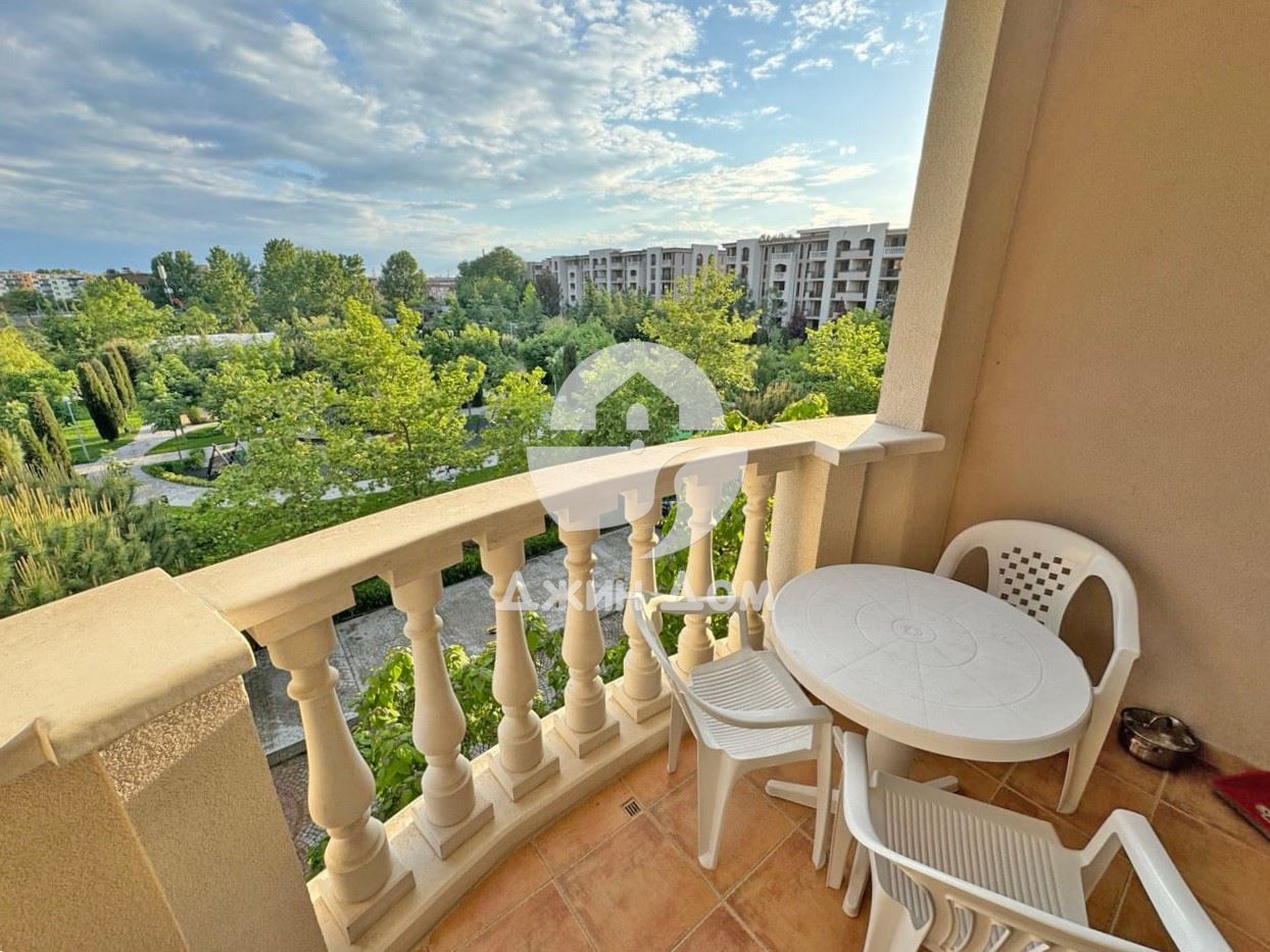 Продава се Едностаен апартамент в к.к. Слънчев бряг - 35 кв.м за 1900 €/кв.м - Снимка #4