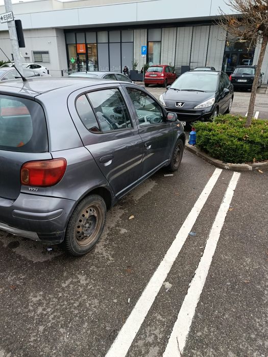 Spațiu publicitar pe masina