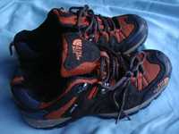 Спец обувь Ботинки для гор Фирменные TheNorthFace 40р, Quechua,SALOMON
