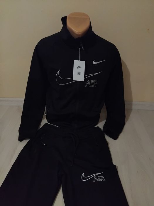 Oferta!  Treninguri Nike si Adidas ieftine.