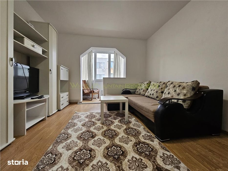 Apartament 2 camere renovat in Tractorul