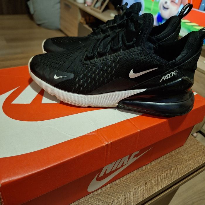 Nike Air Max 270 в много добро състояние!