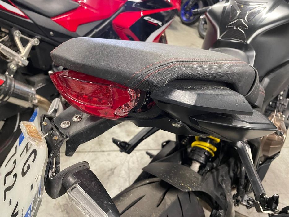 OFERTA... Honda cbr 650 r model 2019 cu 25 000 km la 5950 euro