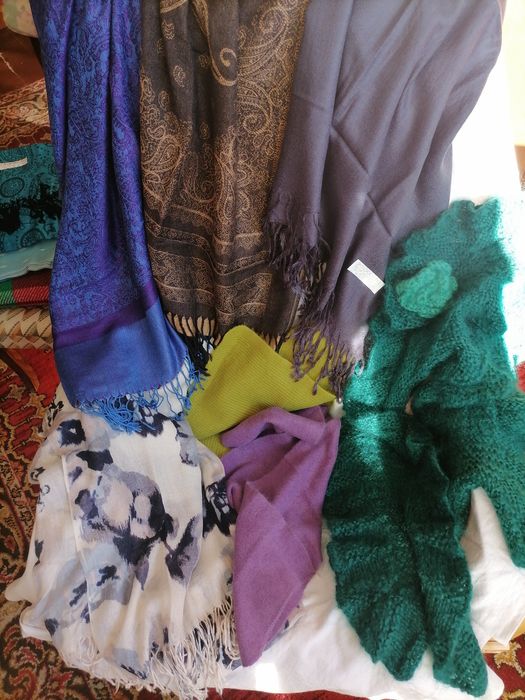 Шалове, от най фин кашмир
