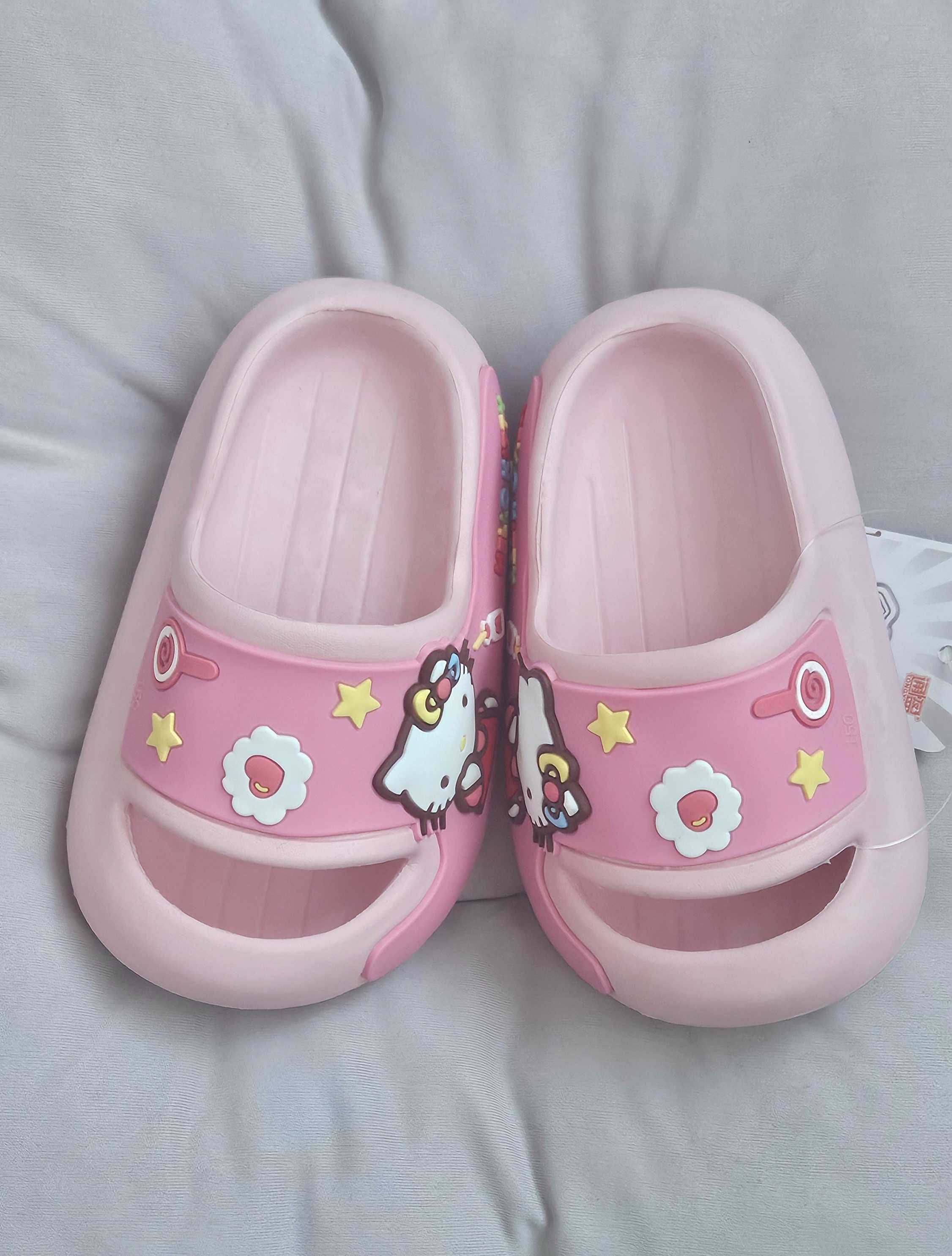 Papuci Kitty, marime 23