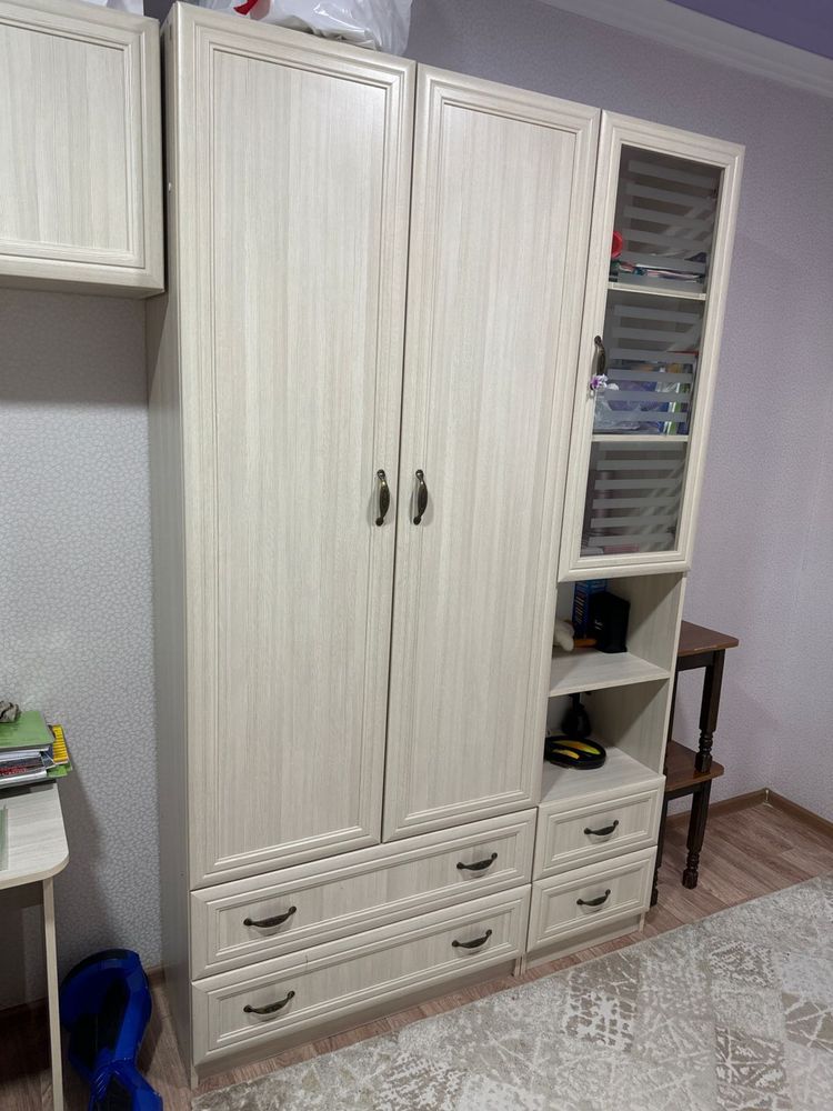 Продается детский гарнитур с двумя кроватями!