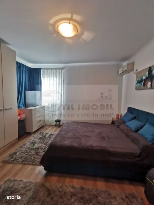 Vila Individuala Poitiers - 750  euro (negociabil)