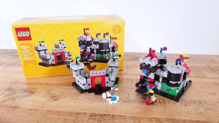 LEGO Castel Medieval - editie limitata - 40775 - NOU sigilat