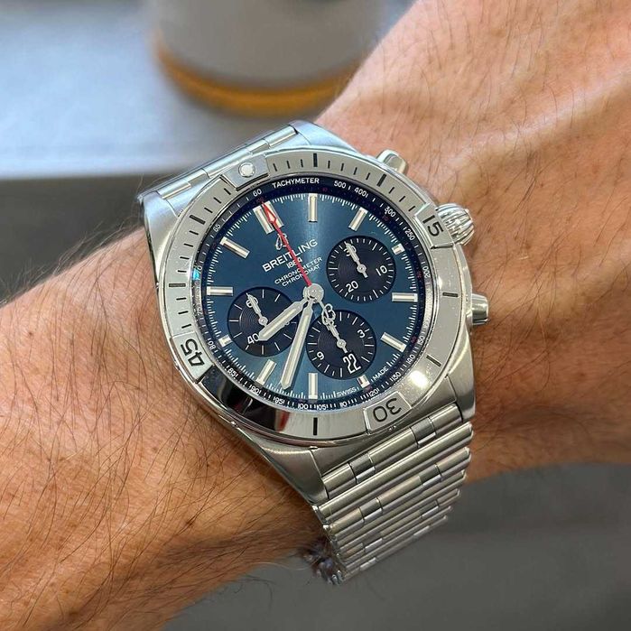 Breitling Chronomat B01  сребристо-синьо