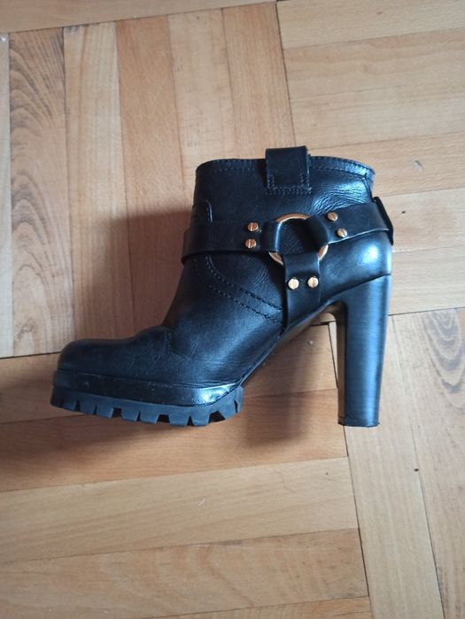 Кожени обувки 38