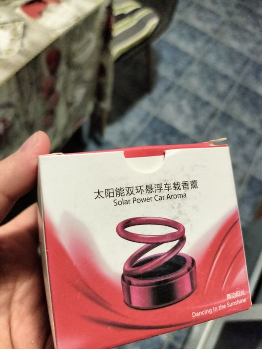 Odorizant auto cu functionare solara