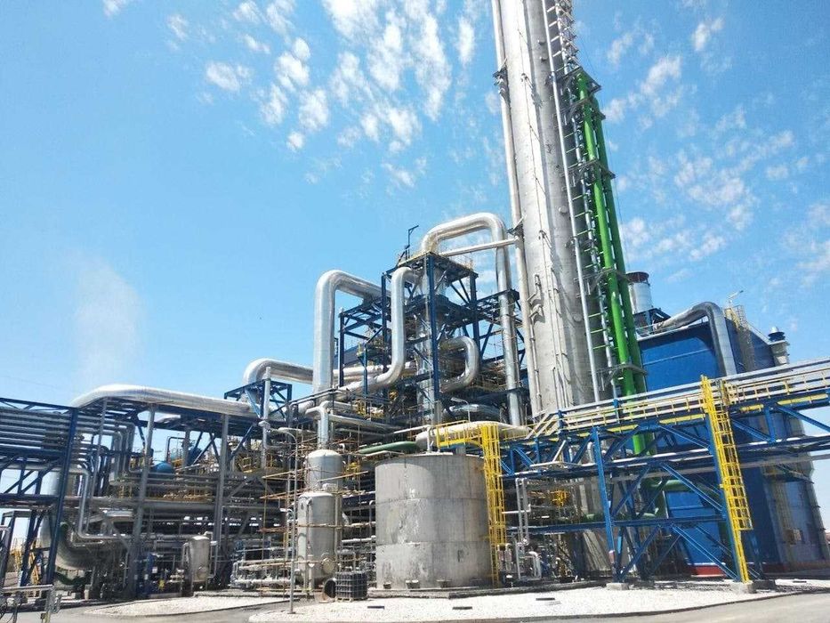 Окажем Услуги в  продаже Ваших  Квартир Домов  Предприятий