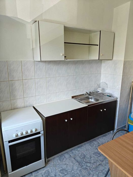 Închiriez garsonieră zona Rendezvous Gara