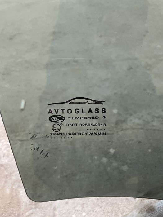 Spark oldi qoraytirilgan oyna Avtoglass