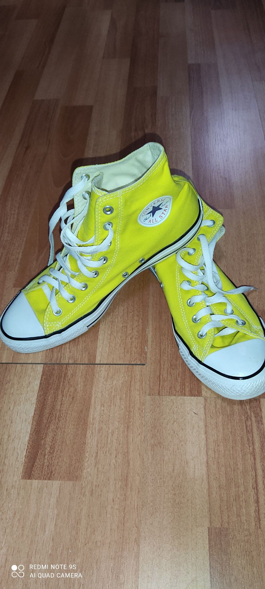 Bascheti Converse