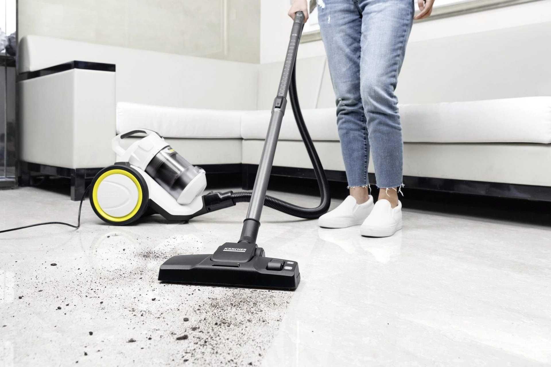 Пылесос KARCHER VC 3 Plus (проводной)