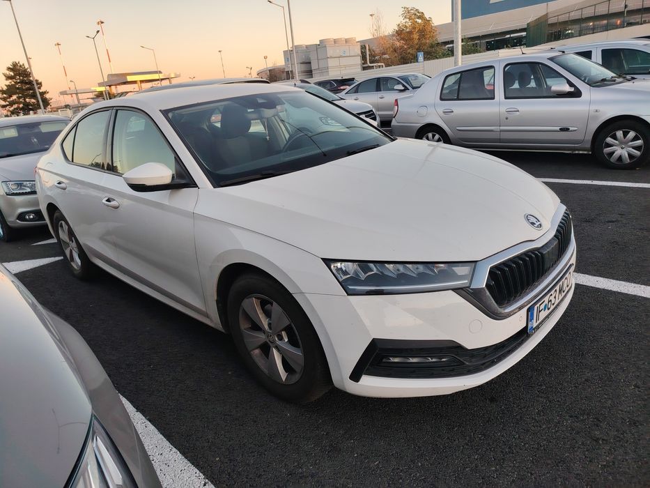 SKODA Octavia hibrid 1.0