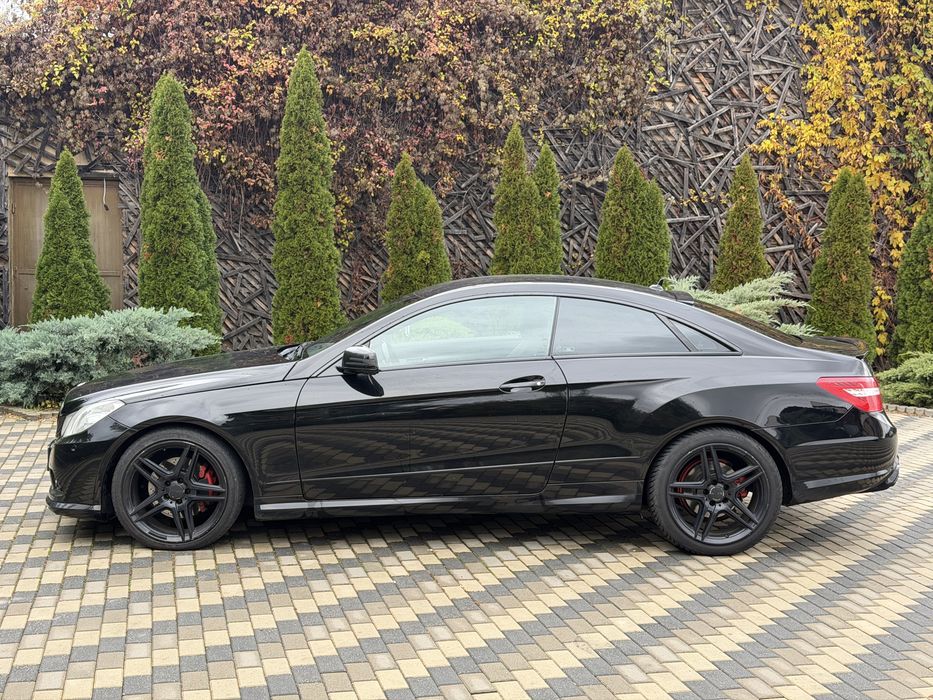 Mercedes E 220 pachet AMG 2011
