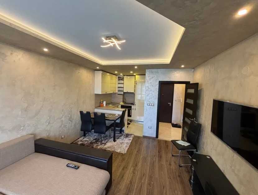 Продава се Двустаен апартамент в София, Люлин 8 - 65 кв.м за 2770 €/кв.м - Снимка #1