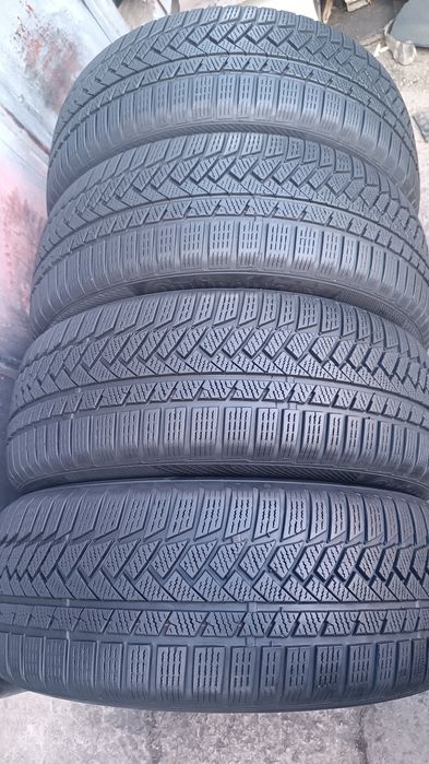 235/55/18 Continental