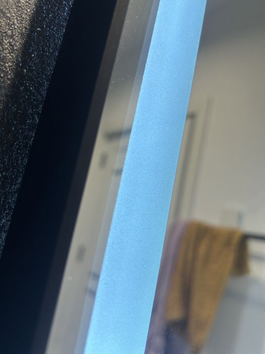 oglinda cu led pentru baie