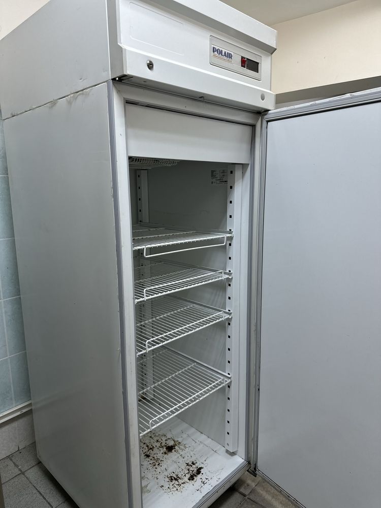 Продам холодильный шкаф Polair CM107-S б/у в хорошем состоянии