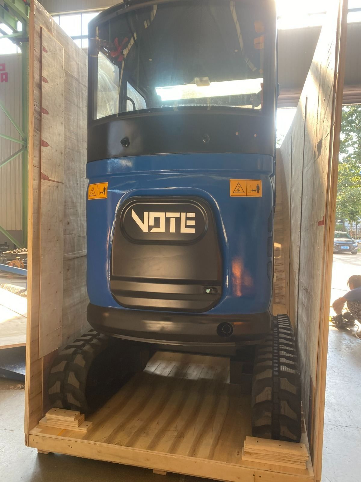 Верижен Багер Vote EXCAVATOR VTW 25