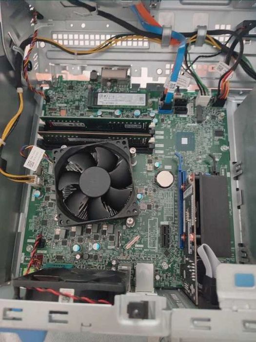 Vand Desktop Dell OptiPlex 7070 intel I7 32gb ram