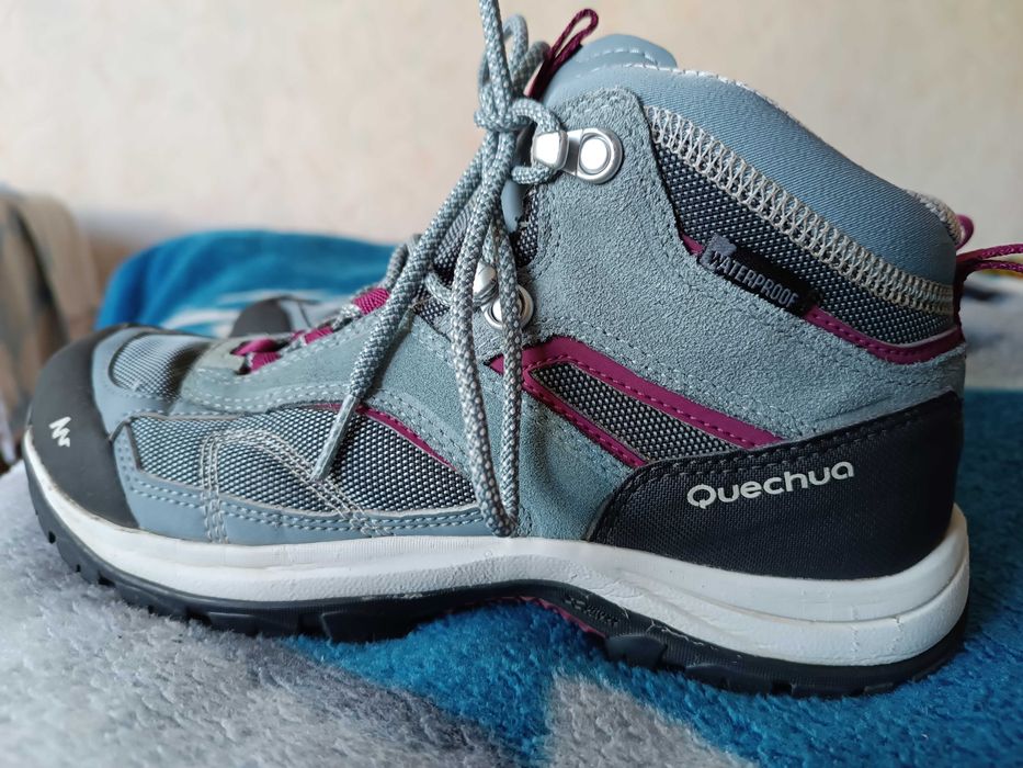 Туристически обувки