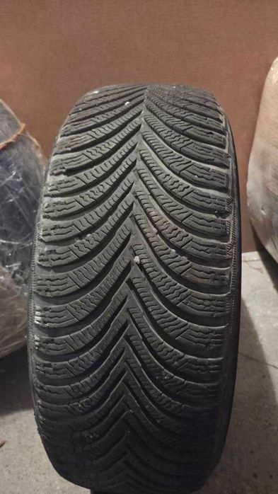 Anvelope Michelin 205/55/16 - IARNA - 300 ron 4 bucati