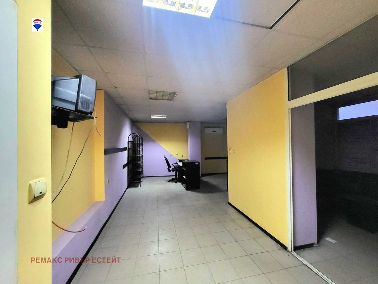 Дава се под наем Промишлена сграда в Русе, Ялта - 280 кв.м за 433.5 € - Снимка #13