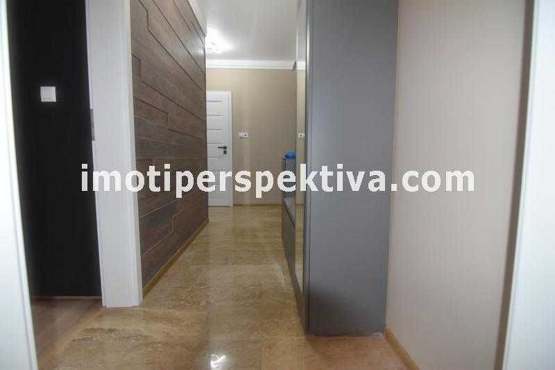Продава се Тристаен апартамент в Пловдив, Кючук Париж - 115 кв.м за 1766 €/кв.м - Снимка #12