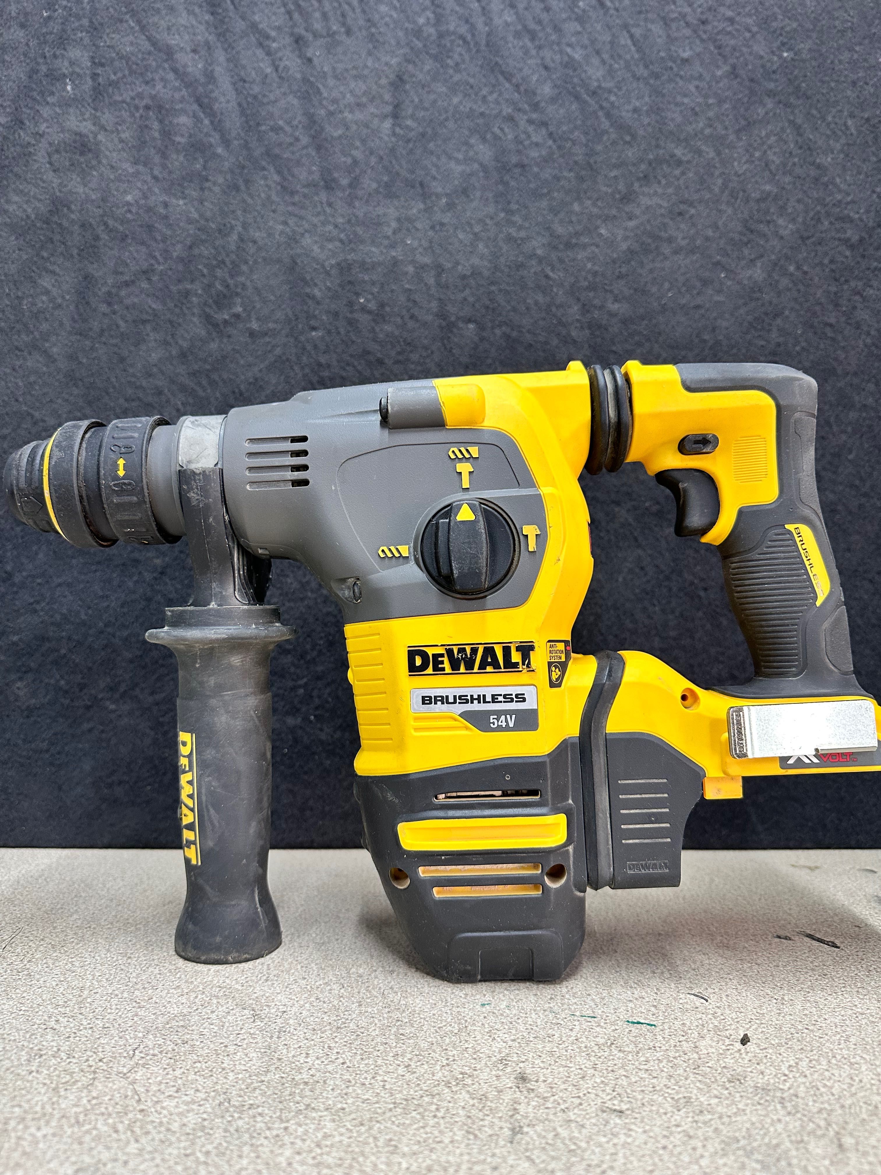 Dewalt Dch334 54V Brushless перфоратор